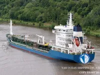 Nafta-/keemialaev müügiks