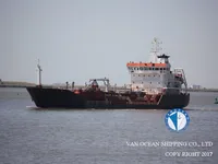 Nafta-/keemialaev müügiks