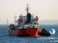 Nafta-/keemialaev müügiks