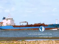 Nafta-/keemialaev müügiks
