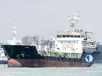 Nafta-/keemialaev müügiks
