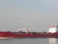 Nafta-/keemialaev müügiks