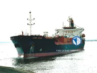 Nafta-/keemialaev müügiks