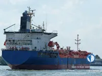 Nafta-/keemialaev müügiks