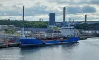 Nafta-/keemialaev müügiks