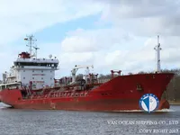 Nafta-/keemialaev müügiks