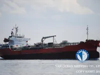Nafta-/keemialaev müügiks