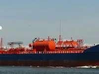 Nafta-/keemialaev müügiks