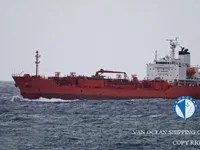 Nafta-/keemialaev müügiks