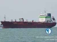 Nafta-/keemialaev müügiks