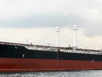 Nafta-/keemialaev müügiks