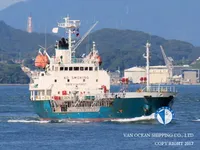 Nafta-/keemialaev müügiks