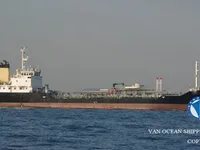 Nafta-/keemialaev müügiks