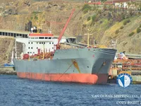 Nafta-/keemialaev müügiks
