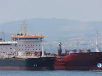Nafta-/keemialaev müügiks