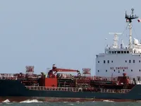 Nafta-/keemialaev müügiks