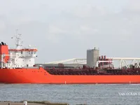 Nafta-/keemialaev müügiks