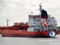 Nafta-/keemialaev müügiks