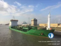 Nafta-/keemialaev müügiks