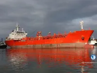 Nafta-/keemialaev müügiks