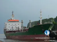 Nafta-/keemialaev müügiks