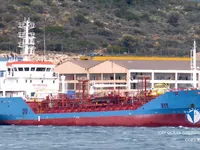 Nafta-/keemialaev müügiks