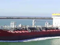 Nafta-/keemialaev müügiks