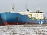 Nafta-/keemialaev müügiks