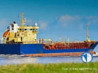 Nafta-/keemialaev müügiks