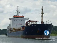 Nafta-/keemialaev müügiks