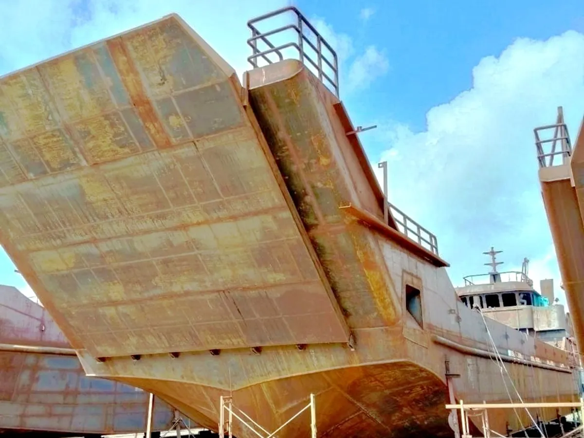 Maandamisalus, tank müügiks