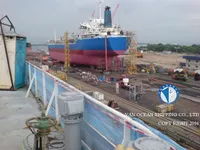 Nafta-/keemialaev müügiks