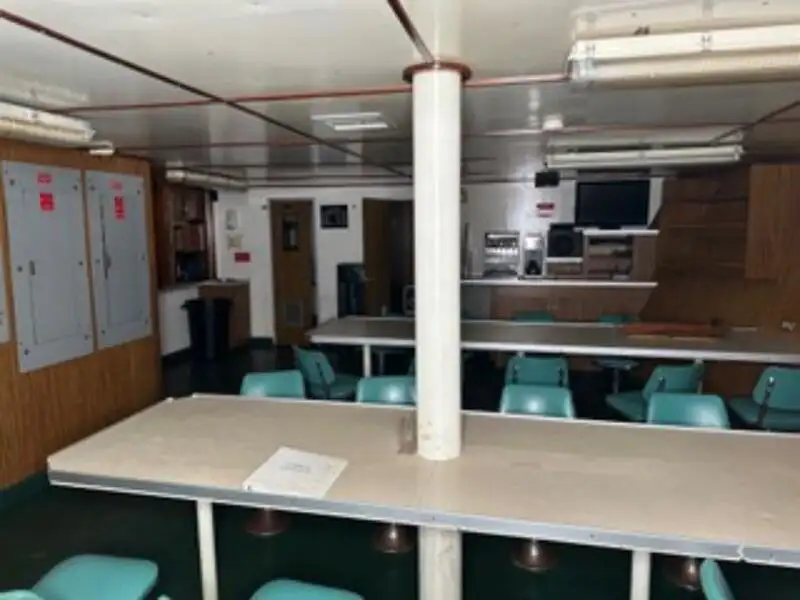 Puksiirlaev müügiks