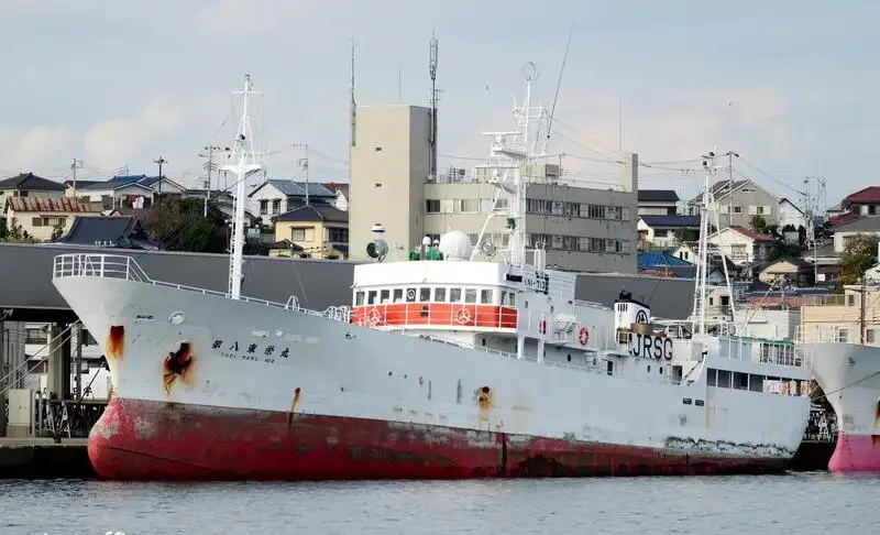 Kalatraaler müügiks