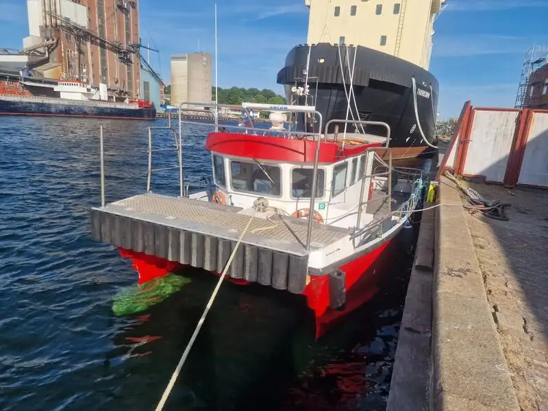 Katamaraan müügiks