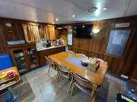 Konteinerlaev müügiks